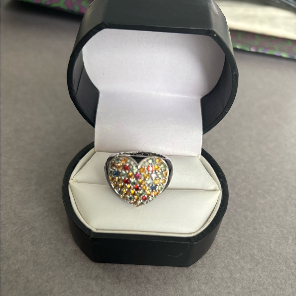 Heart-Shaped Multicolor Ring